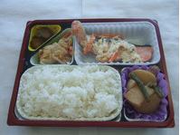 ふれあいランチ(FUREAI LUNCH BOX)